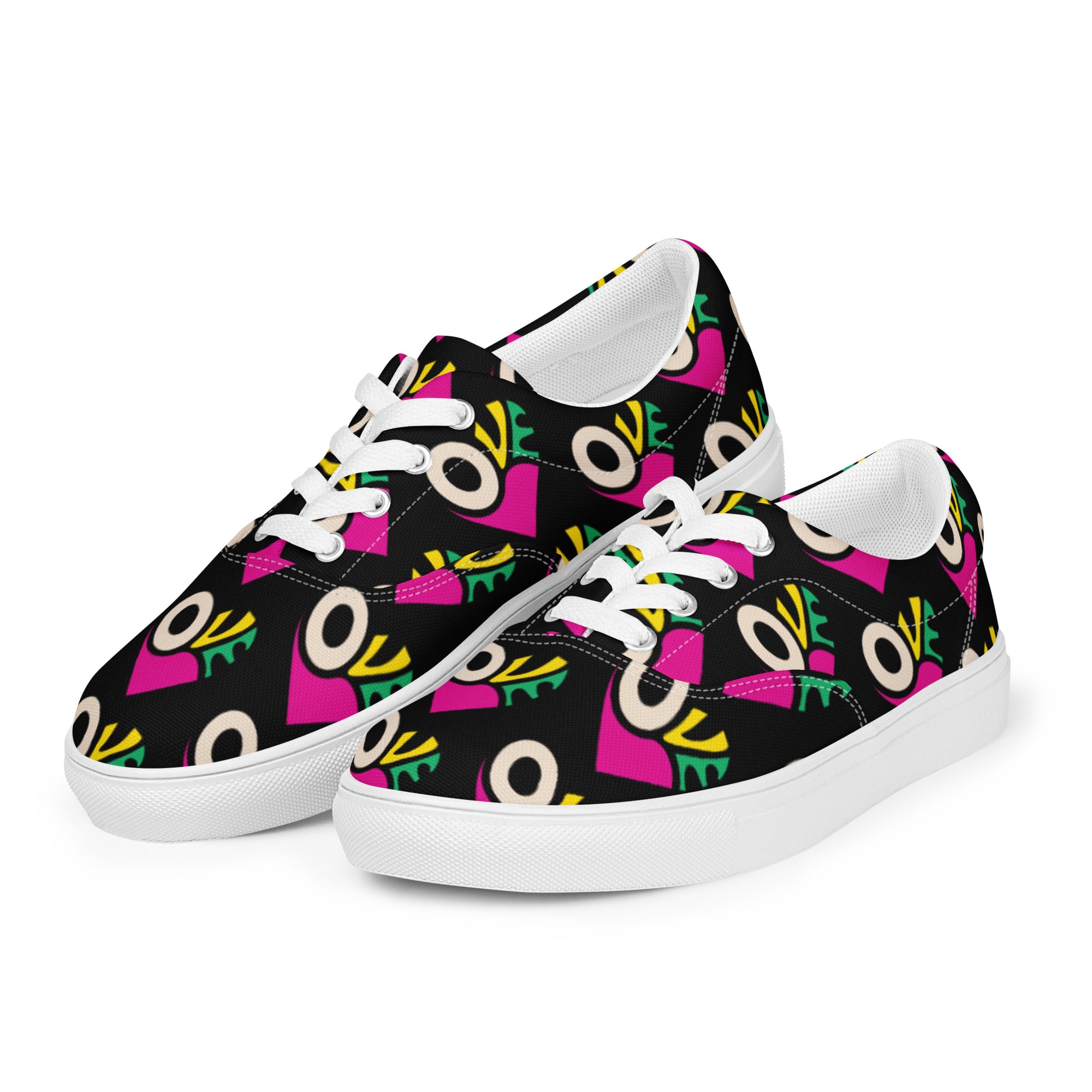 Women’s lace-up canvas shoes